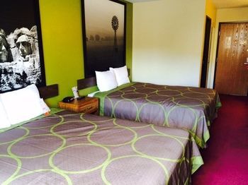 Super 8 by Wyndham Chadron NE
