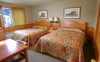 Poulsbo Inn & Suites