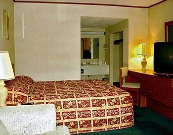 Parkway Inn