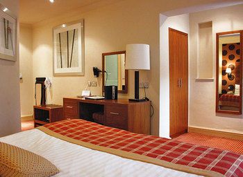 Metropole Hotel and Spa