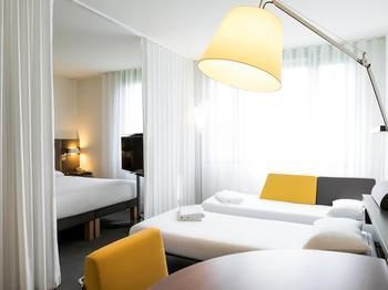 Novotel Suites Paris Rueil Malmaison