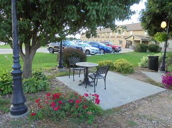 Outdoor Pictures 22