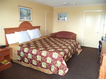 Americas Best Value Inn Buda