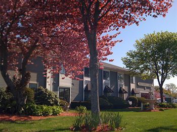 Ambassador Inn and Suites