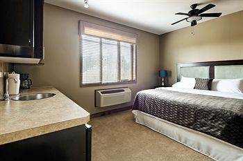 Bighorn Meadows Resort