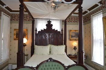 NORMANDY INN