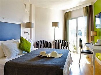 ARTIEM Audax - Adults Only