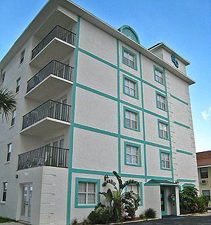 Beach Quarters Resort Daytona