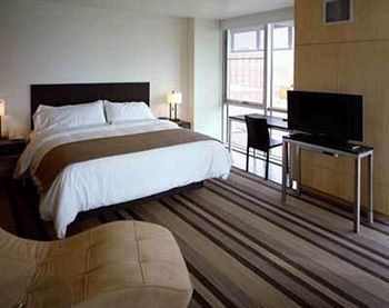 Hotelvetro Iowa City, Tapestry Collection By Hilton