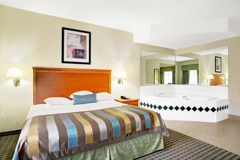 Wingate by Wyndham Atlanta Fairburn