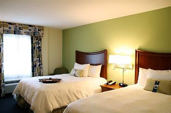 Hampton Inn & Suites - Fort Pierce