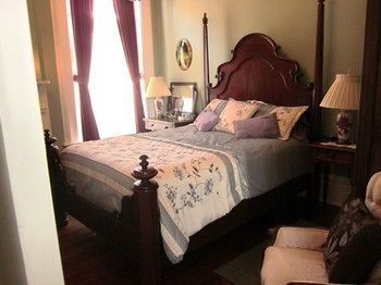 Baer House Inn