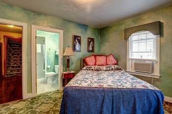 Amid Summer's Inn Bed and Breakfast