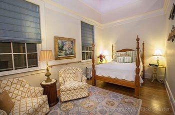 The Firehouse Inn