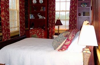 The Firehouse Inn