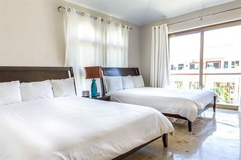 Paseo del Sol Condohotel by Bric