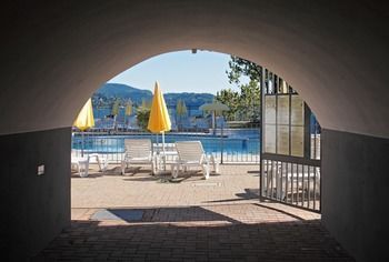 Outdoor Pictures 24