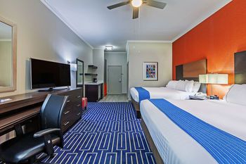 Holiday Inn Express Hotel and Suites Houston East, an IHG Hotel