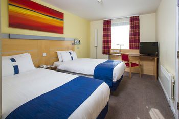 Holiday Inn Express Dunfermline, an IHG Hotel