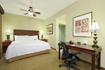 Homewood Suites by Hilton Miami - Airport West