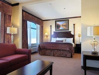Big Country Hotel & Suites