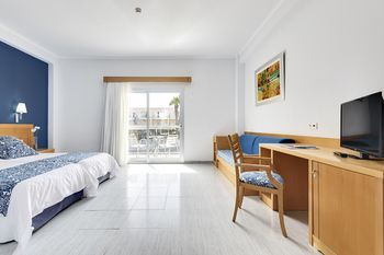 Hotel Cabogata Jardín