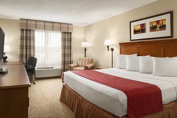 Country Inn & Suites by Radisson, Toledo South, OH