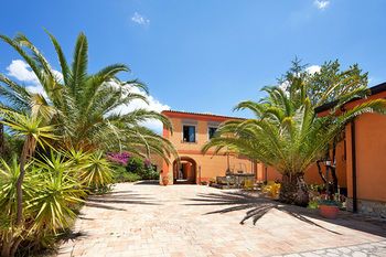 Casale Romano Resort e Relais