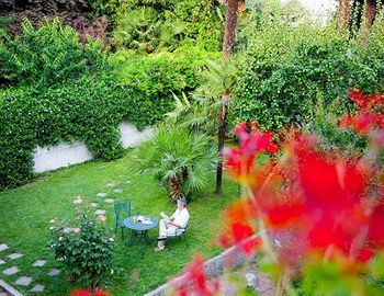 Outdoor Pictures 18