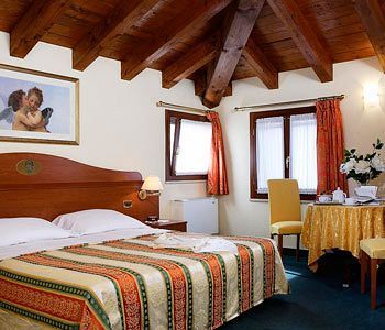 Hotel Antico Moro