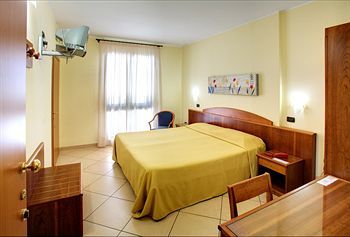 Lo Scacciapensieri Hotel & Restaurant