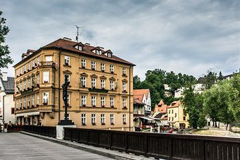 Outdoor Pictures 23