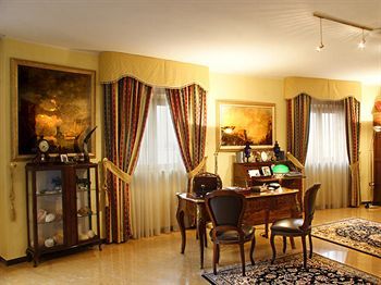 Hotel San Luca