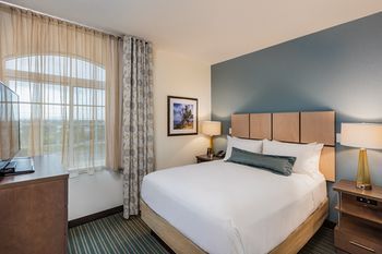 Candlewood Suites Anaheim - Resort Area