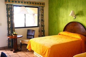 Hacienda Suites Loreto