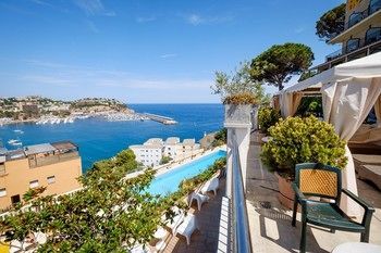 Hotel Montjoi by Brava Hoteles