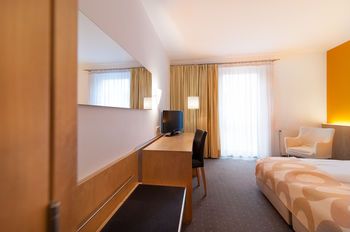 HEINhotel vienna airport