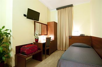 Hotel Domus Expo