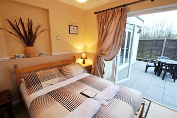 Flexistay Ambers Gatwick Aparthotel