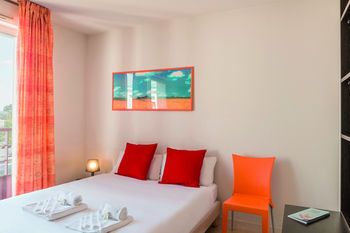 Park & Suites Confort Nantes St Herblain