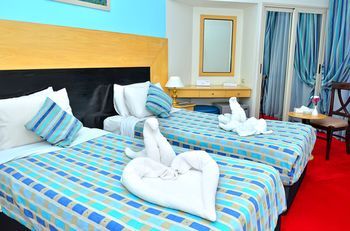 Aracan Pyramids Hotel