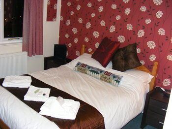 Sandown Manor
