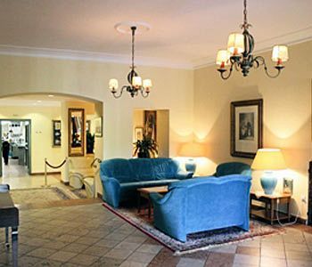 SCHLOAYHOTEL LINDERHOF