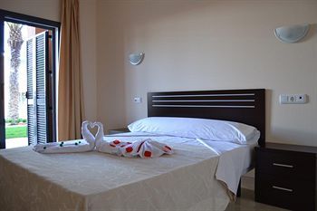 Apartamentos Turisticos Parque Tropical
