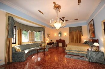 WelcomHeritage Taragarh Palace