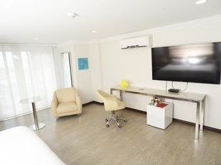 Hotel Image 6
