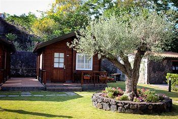 Etna Hut