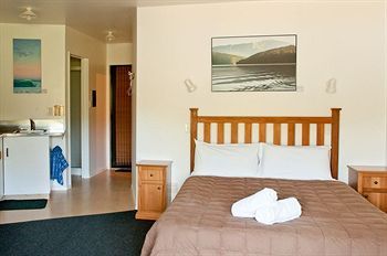 Lochmara Lodge