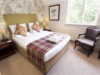 Hadley Bowling Green Inn