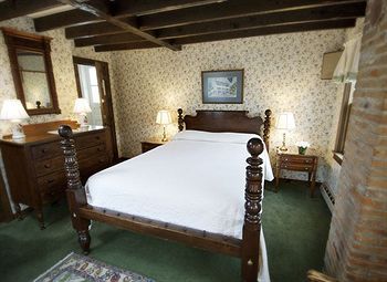 The Griswold Inn